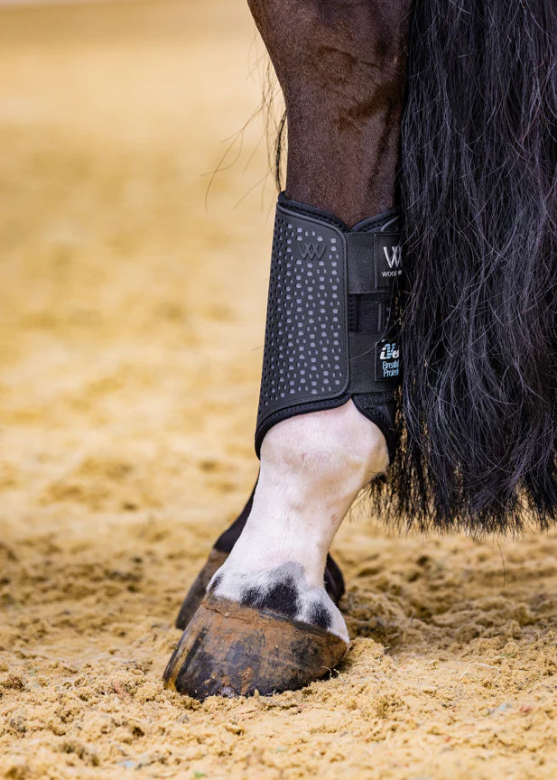 Woof Wear Ivent Hybrid brushing boot